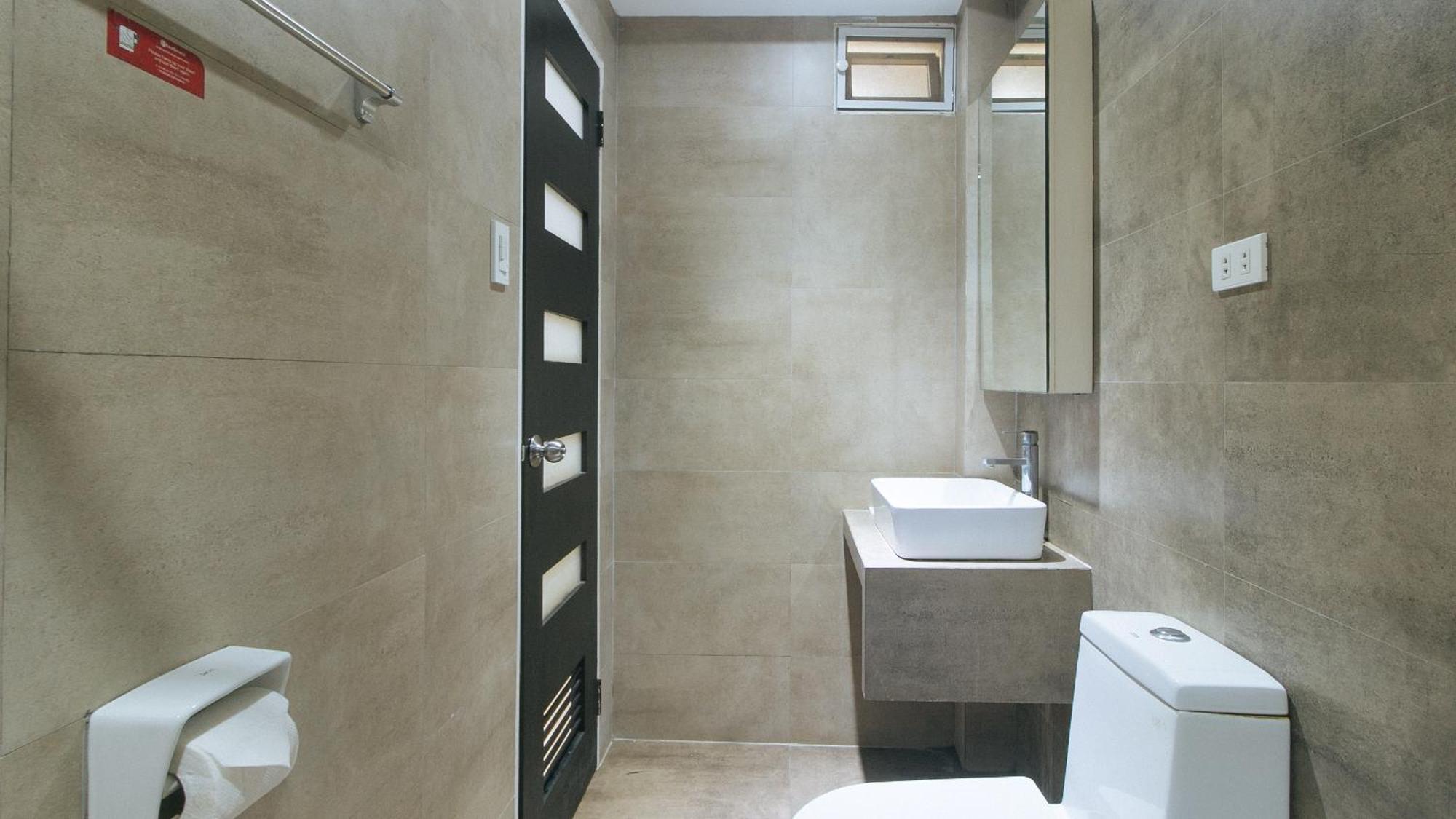 Reddoorz At Grand Apartelle Hernan Cortes Cebú Exterior foto